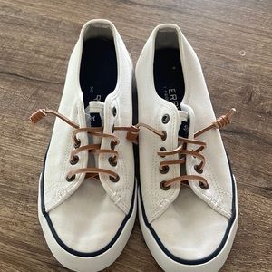 Sperry women’s sneakers